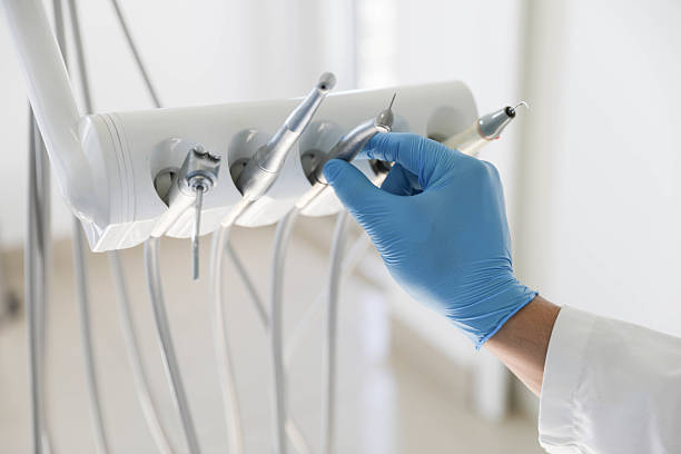 Professional Dental Veneers technician working in Downs, IL